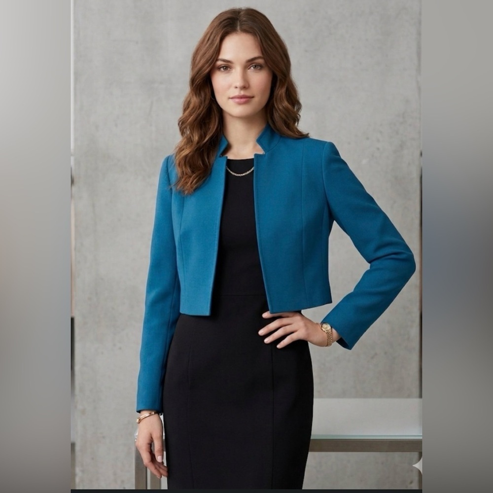 NWT Anne Klein Vibrant Blue Cropped Collarless Blazer